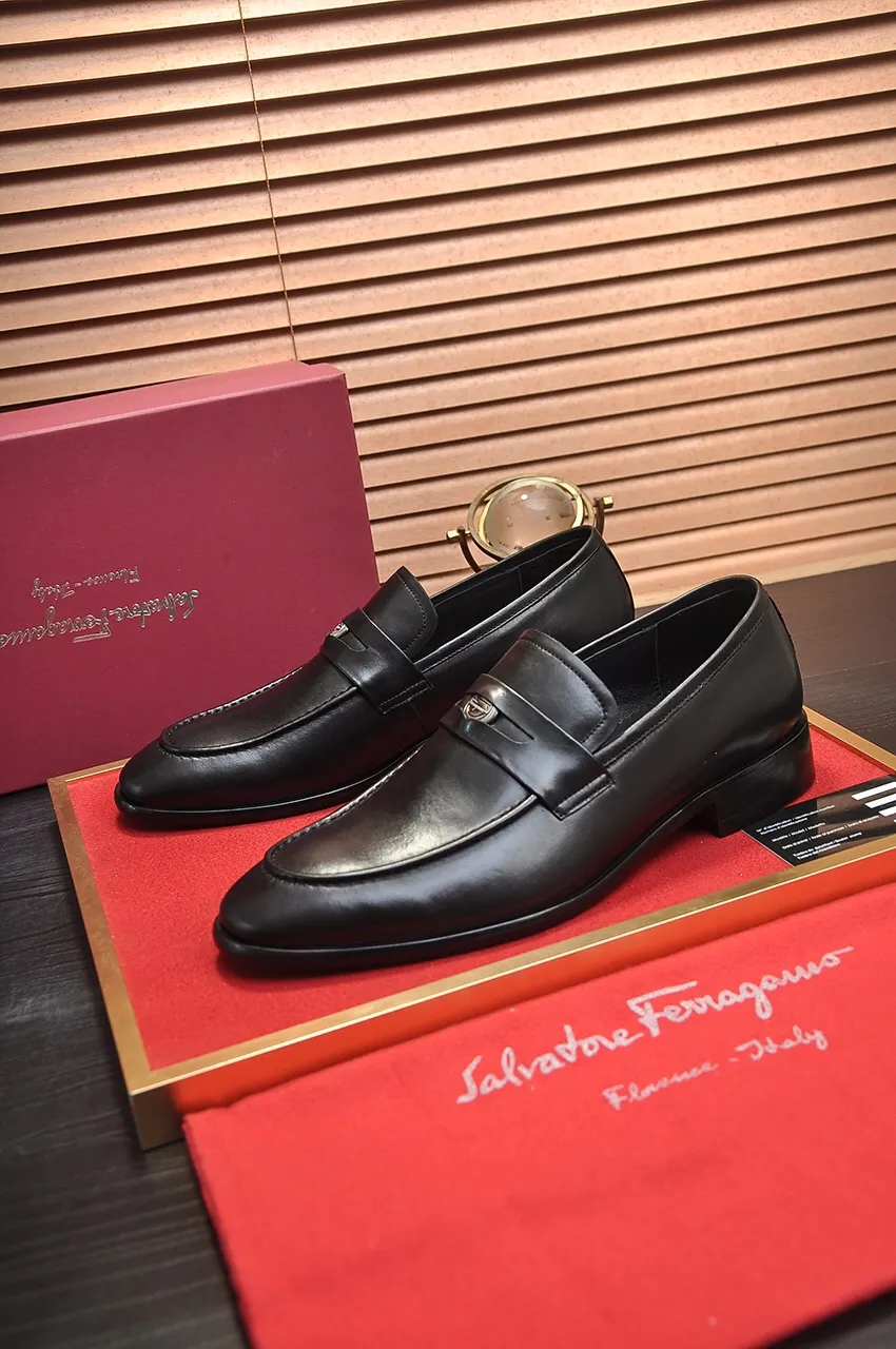 Men's shoes 💰500💶[Ferragamo/Ferragamo] The latest model in the counter. Original imported high-quality cowhide with open edges + imported 🐂 water-dyed cowhide lining + original luxury metal buckle + original combined outsole. Comparison without pressure 38--45 (45 is custom-made and cannot be returned or exchanged)